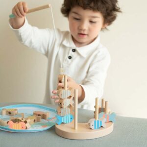 Classic World - Wooden Magnetic Fishing & Stacking Game