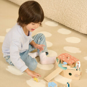 Classic World - Pretend & Play - Making Noah's Ark - Image 4