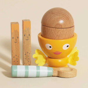 Le Toy Van - Pretend & Play - Wooden Egg Cup & Soldiers - 6 Piece - Image 6