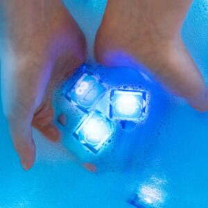 Glo Pals - Water Activated Light-Up Sensory Toys - Cookie Monster Sesame Street (4 Pack) - Image 4