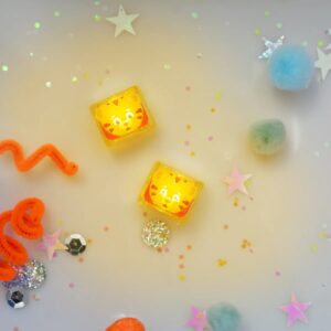 Glo Pals - Water Activated Light-Up Sensory Toys - Daniel Tiger (4 Pack) - Image 6