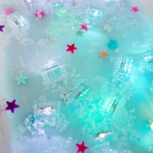 Glo Pals - Water Activated Light-Up Sensory Toys - Winter (6 Pack) - Image 5